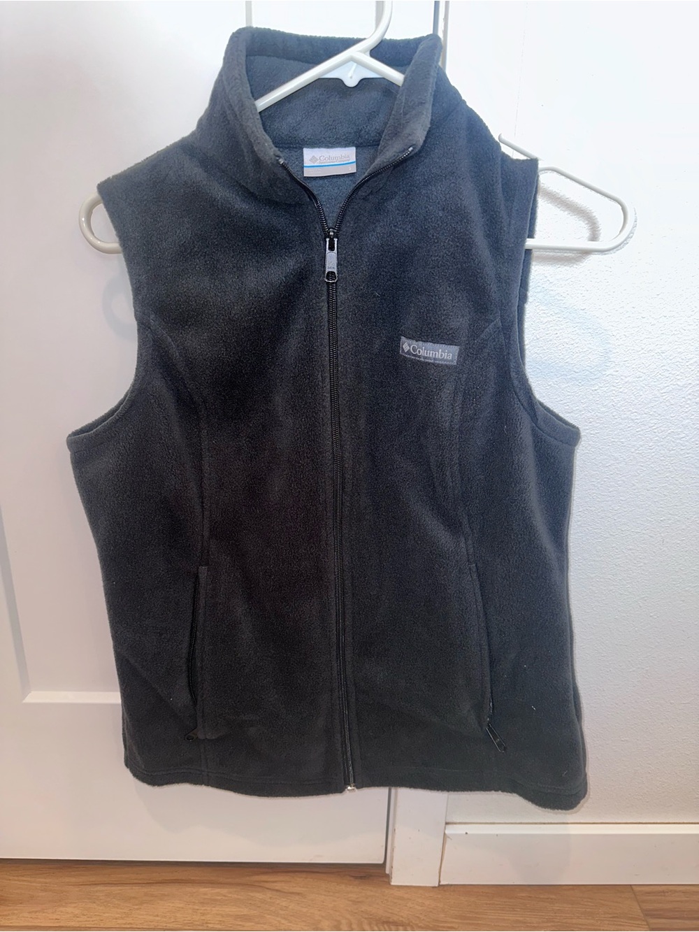 Columbia Black women’s Fleece Vest - Full Zip